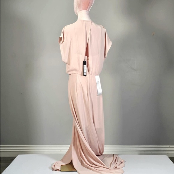 NWT BCBGMAXAZRIA EVETTE RUFFLED CHIFFON V-NECK GOWN WITH FRONT SLIT - 14 - Picture 11 of 13